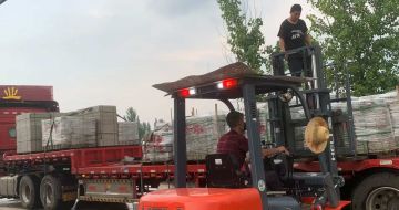 合肥 黄金麻冰裂纹，地铺石装车