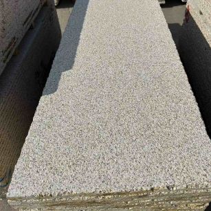 合肥 黄金麻花岗岩荔枝面毛板，半成品