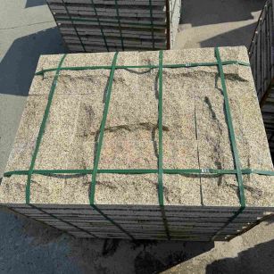 合肥 黄金麻花岗岩石材自然面蘑菇石成品