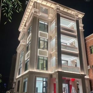 合肥 芝麻白花岗岩别墅外墙夜间效果