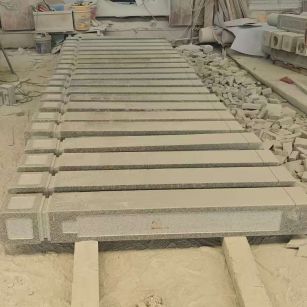 合肥 芝麻白异形加工雕刻-栏杆大柱，方柱