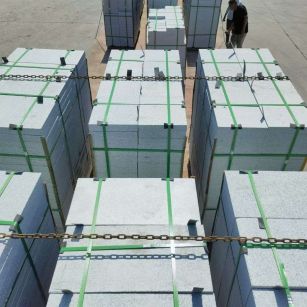 合肥 芝麻白花岗岩5公分地铺石 花岗岩厂家工厂装车日常