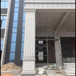 合肥 芝麻白光面花岗岩门楼大柱（罗马柱）配雕花底座