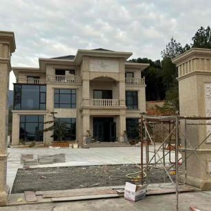 合肥 黄金麻花岗岩别墅雕花外墙干挂配上门口雕花罗马柱