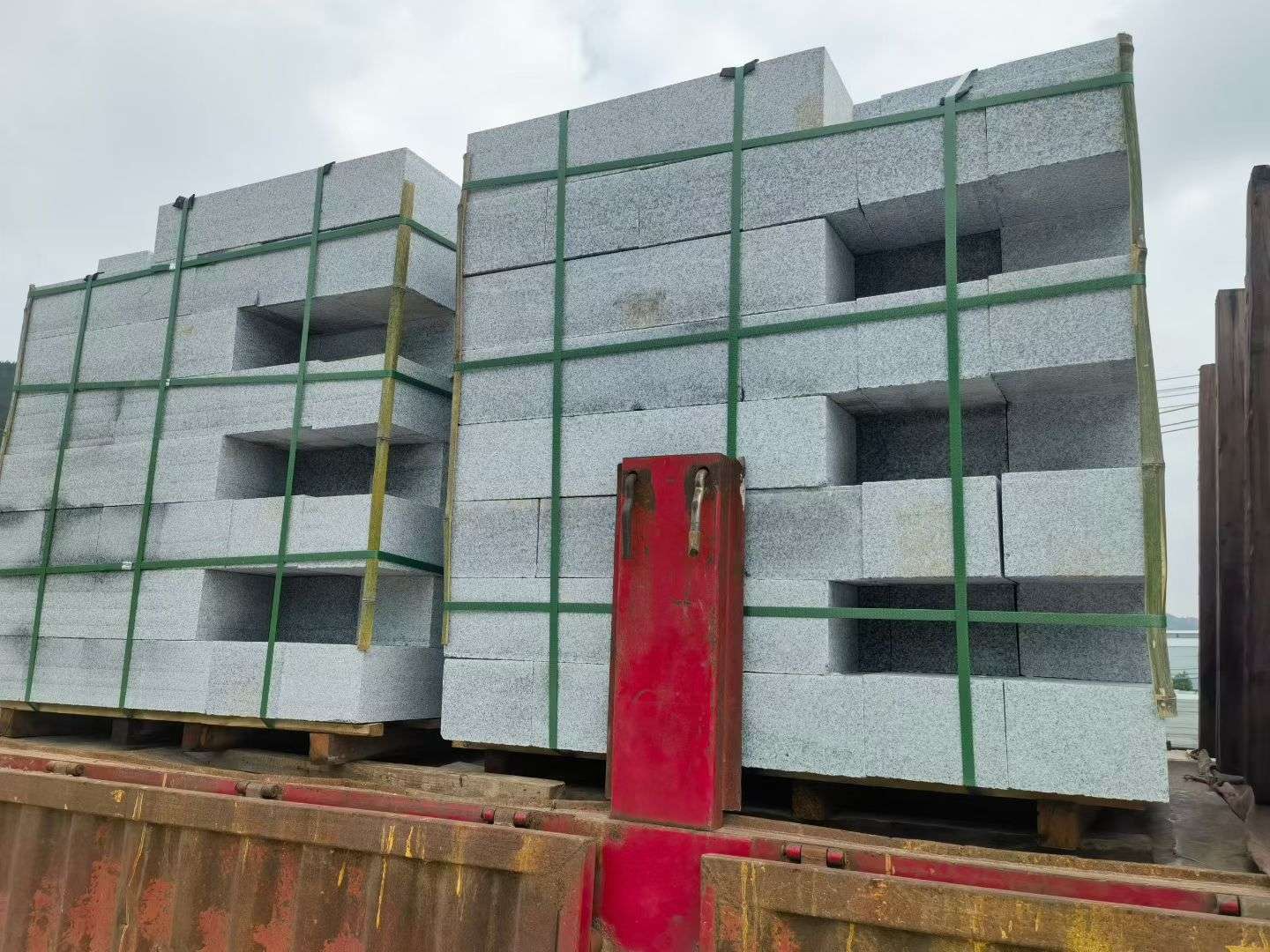 合肥 芝麻白花岗岩路沿石，平石，路侧石，马路牙子，路缘石，立缘石，平缘石等