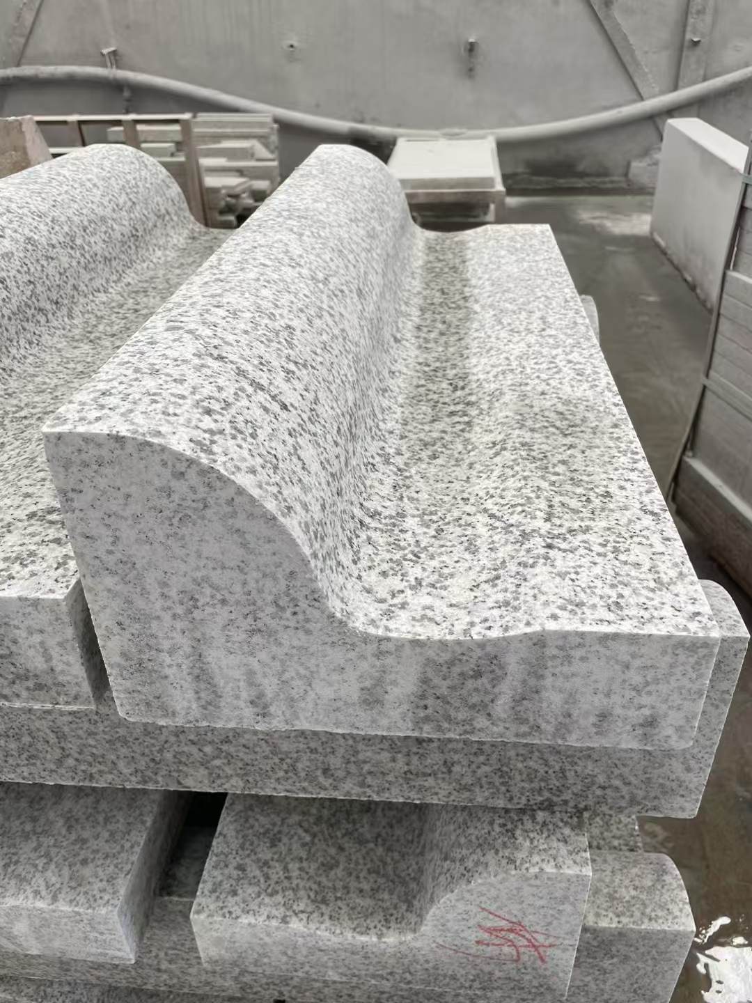 合肥 白麻花岗岩S型路沿石，路侧石，马路牙子等