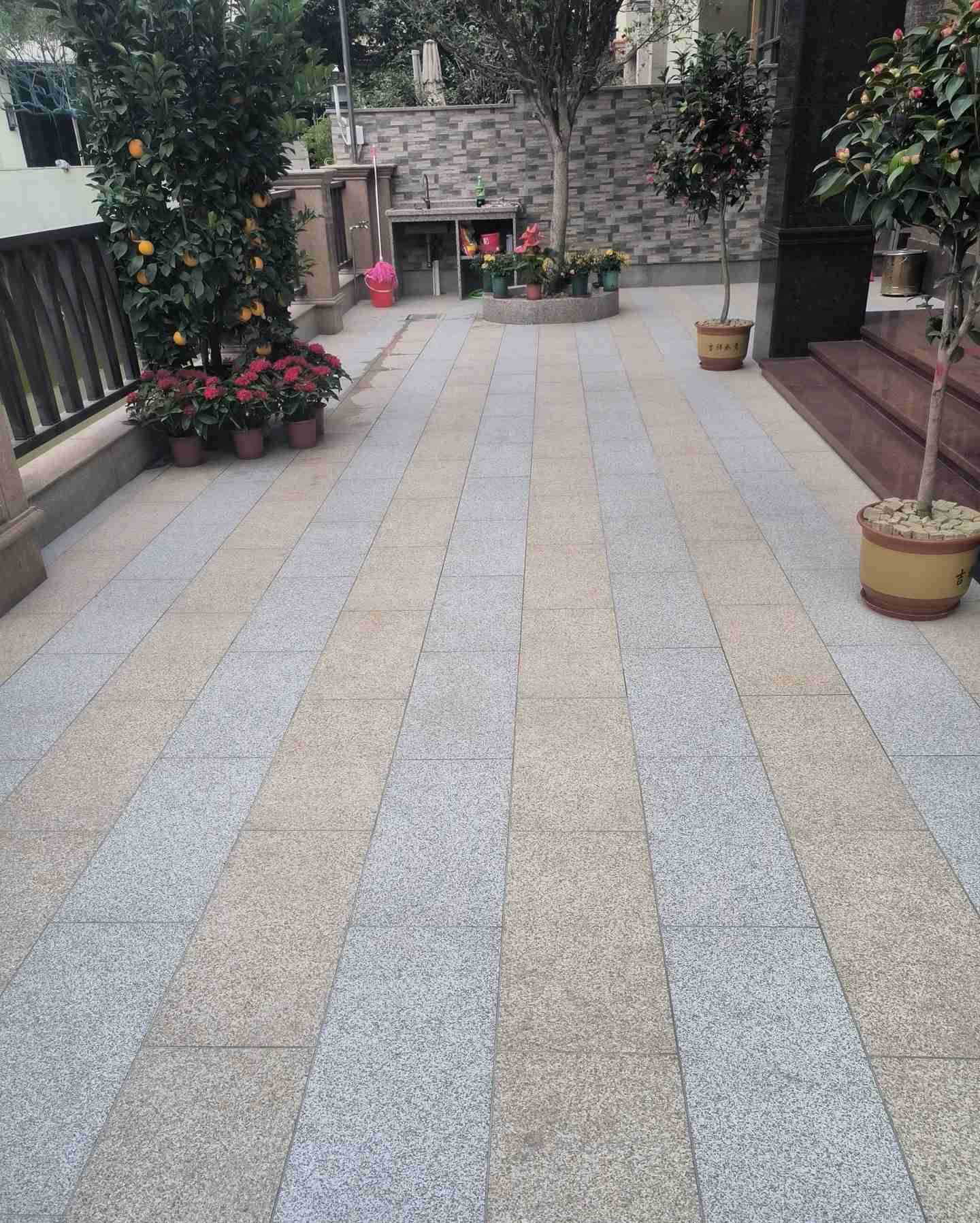 合肥 黄金麻白麻荔枝面庭院铺装展示