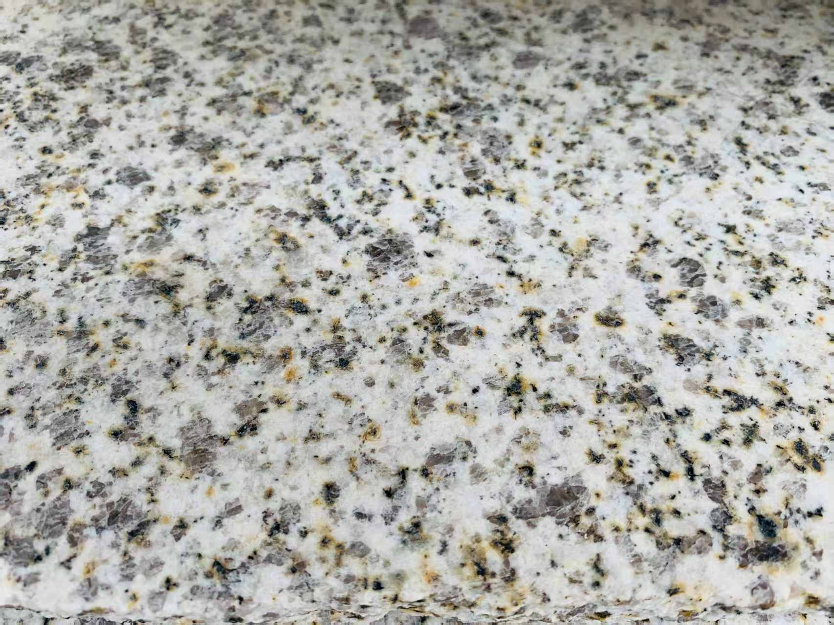 合肥 黄金麻花岗岩石材浅黄光面