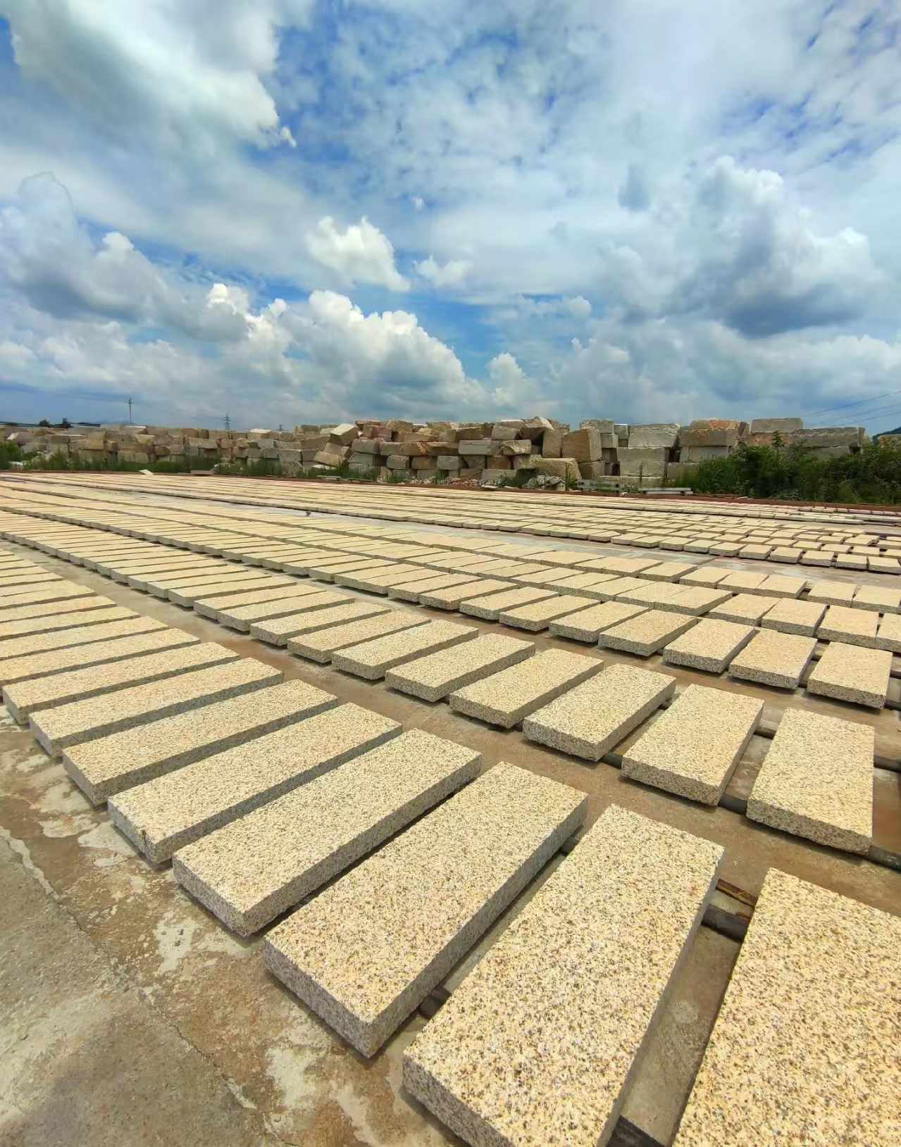 合肥 黄金麻荔枝面花岗岩石材地铺石防护中