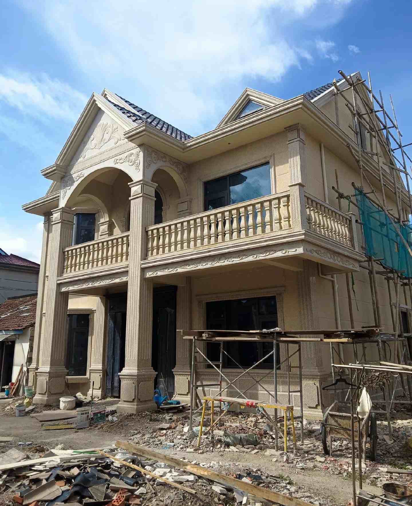 合肥 黄金麻花岗岩石材私人别墅雕花门楼柱阳台栏杆