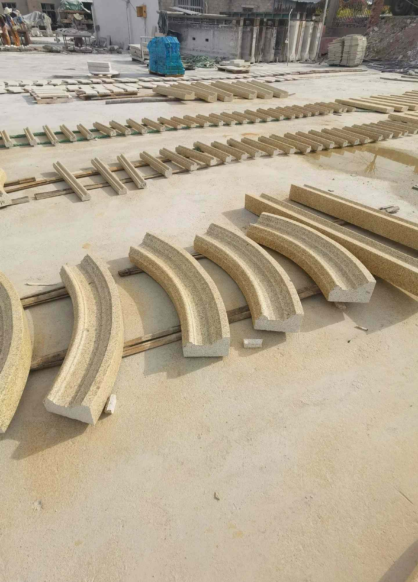 合肥 黄金麻花岗岩别墅线条