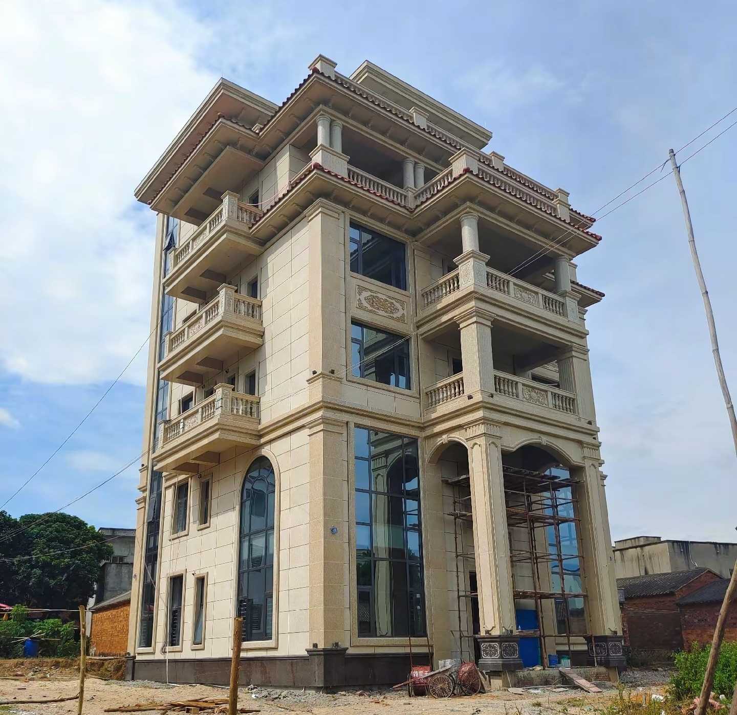 合肥 黄金麻花岗岩石材别墅外墙干挂搭配（雕花栏杆花瓶柱门楼罗马柱）